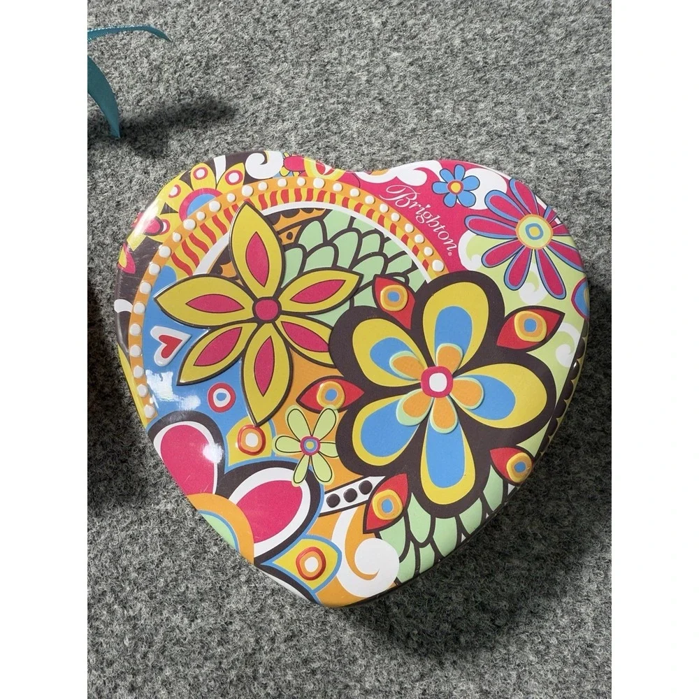 Brighton Jewelry‎ Heart Shaped Tin 3.5